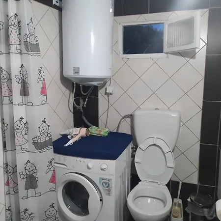 Apartment μονοκατοικία στη δροσία με αυλή και Parking *