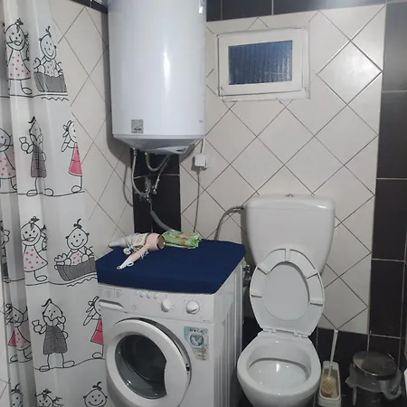 μονοκατοικία στη δροσία με αυλή και Parking * Nea Michaniona