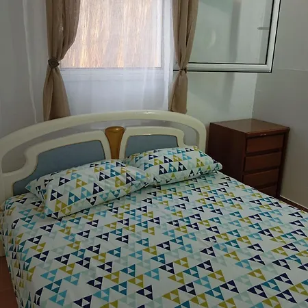 μονοκατοικία στη δροσία με αυλή και Parking Apartment *