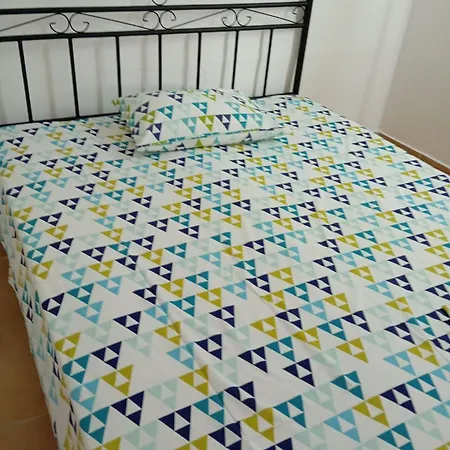 μονοκατοικία στη δροσία με αυλή και Parking Apartment Nea Michaniona
